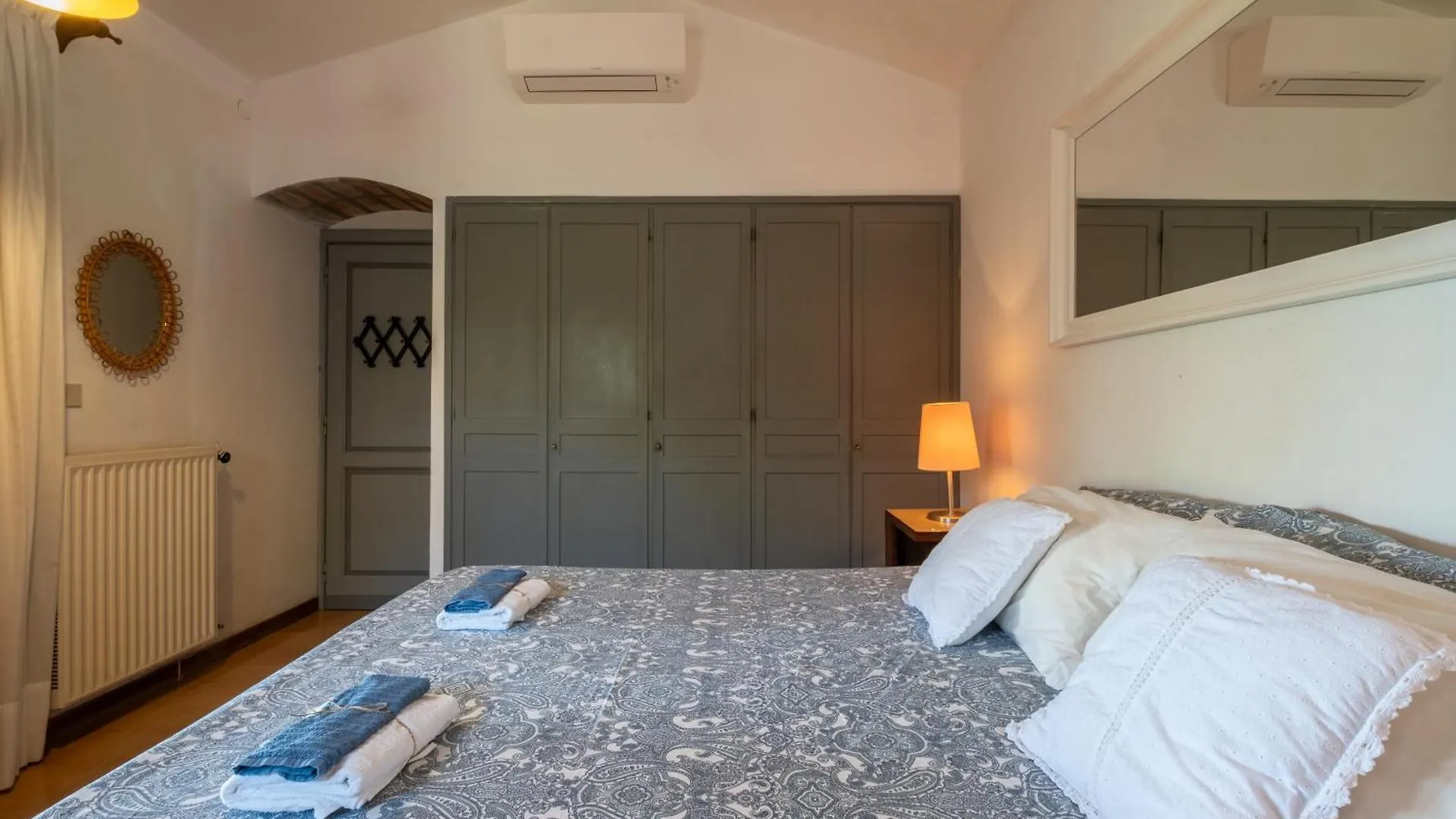 別荘 Villa La Torretta - Villa Sul Mare E Spiaggia Privata ポルト・タヴェルナ