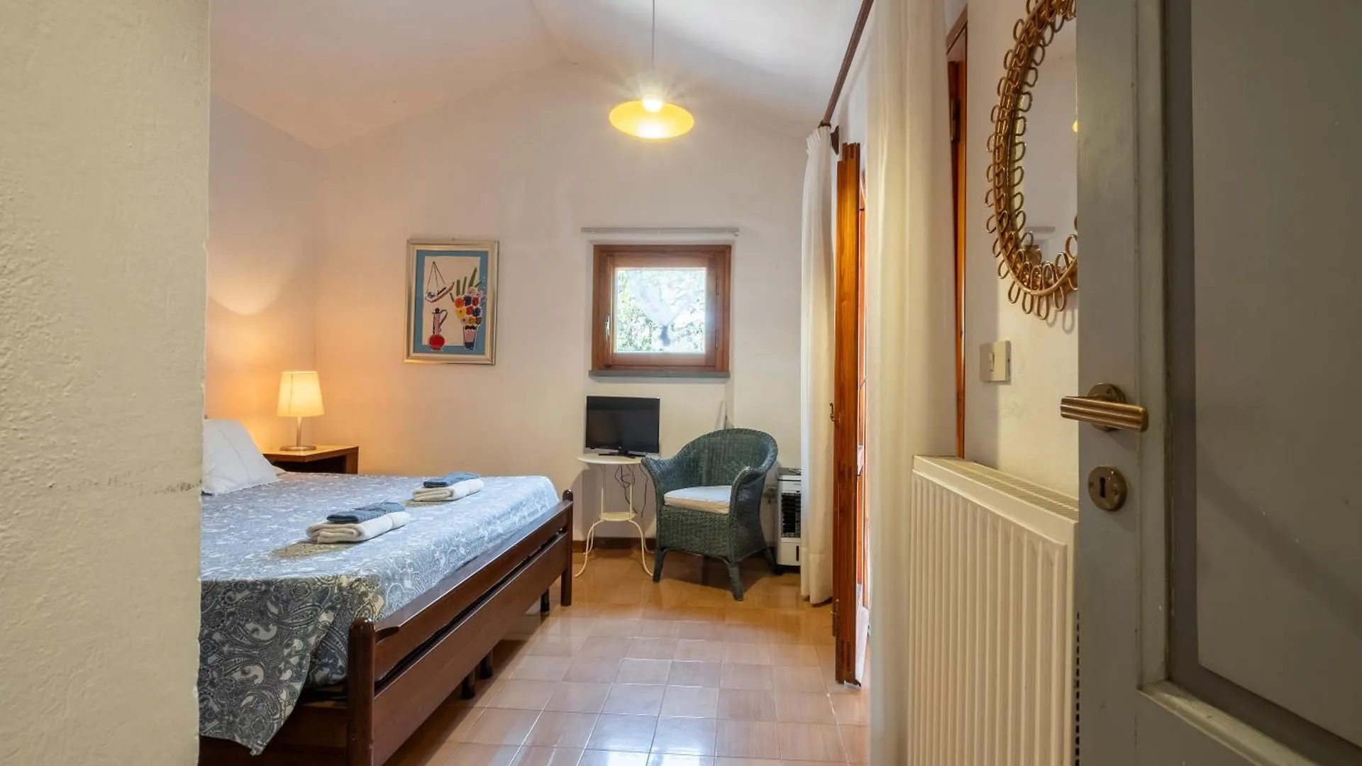 Villa La Torretta - Villa Sul Mare E Spiaggia Privata ポルト・タヴェルナ 0*,  イタリア