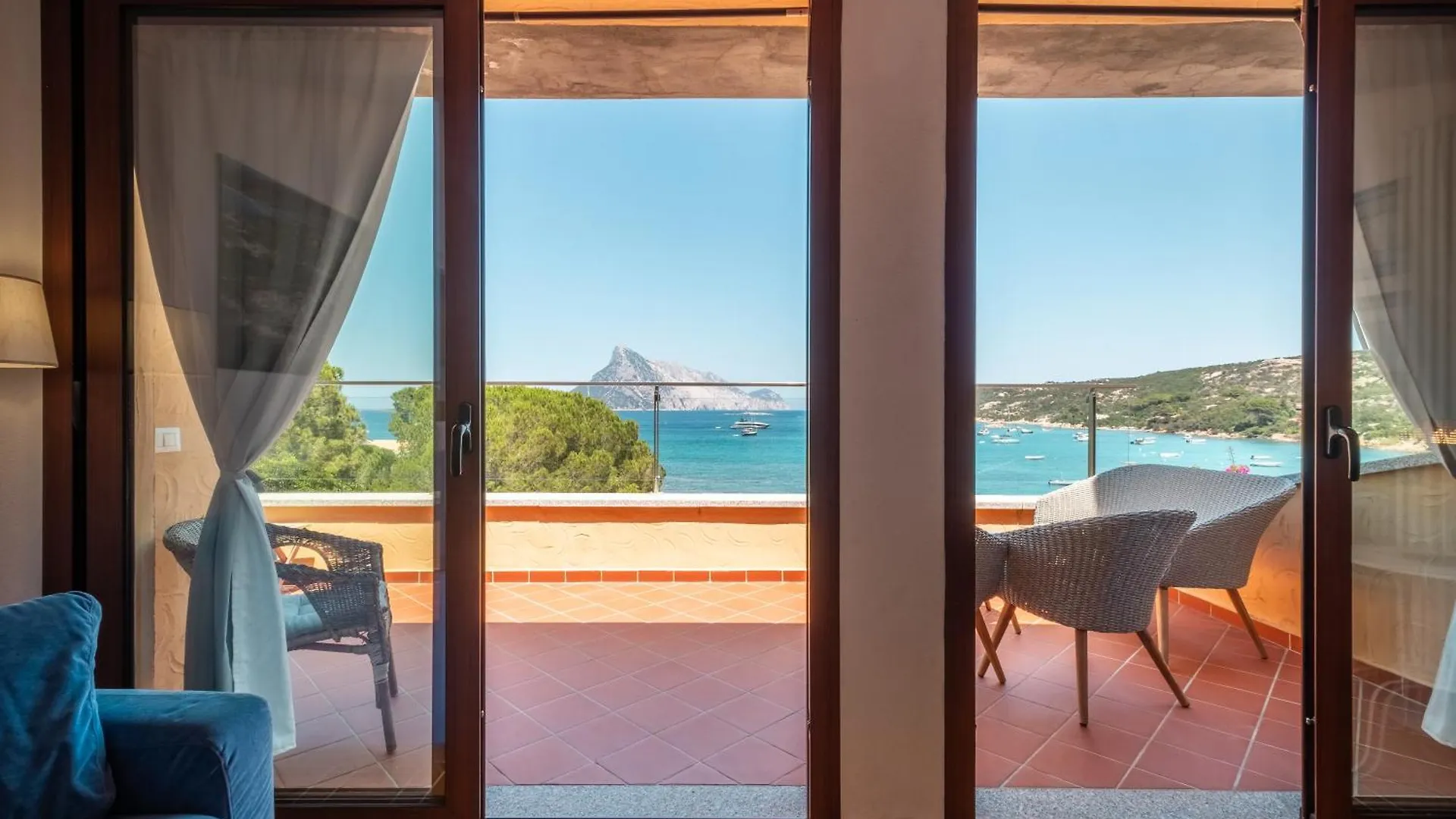 別荘 Villa La Torretta - Villa Sul Mare E Spiaggia Privata ポルト・タヴェルナ