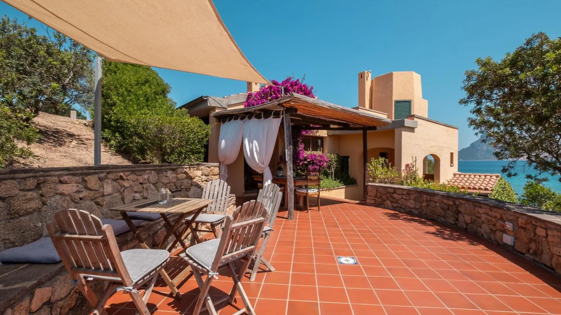Villa La Torretta - Villa Sul Mare E Spiaggia Privata ポルト・タヴェルナ 別荘